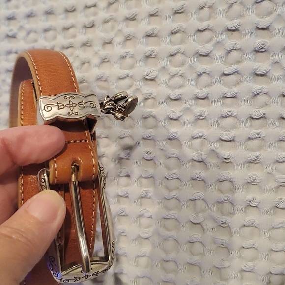 NWOT Brighton Womens  Brown Leather Belt Silver Buckle Size S/28 - Picture 1 of 4